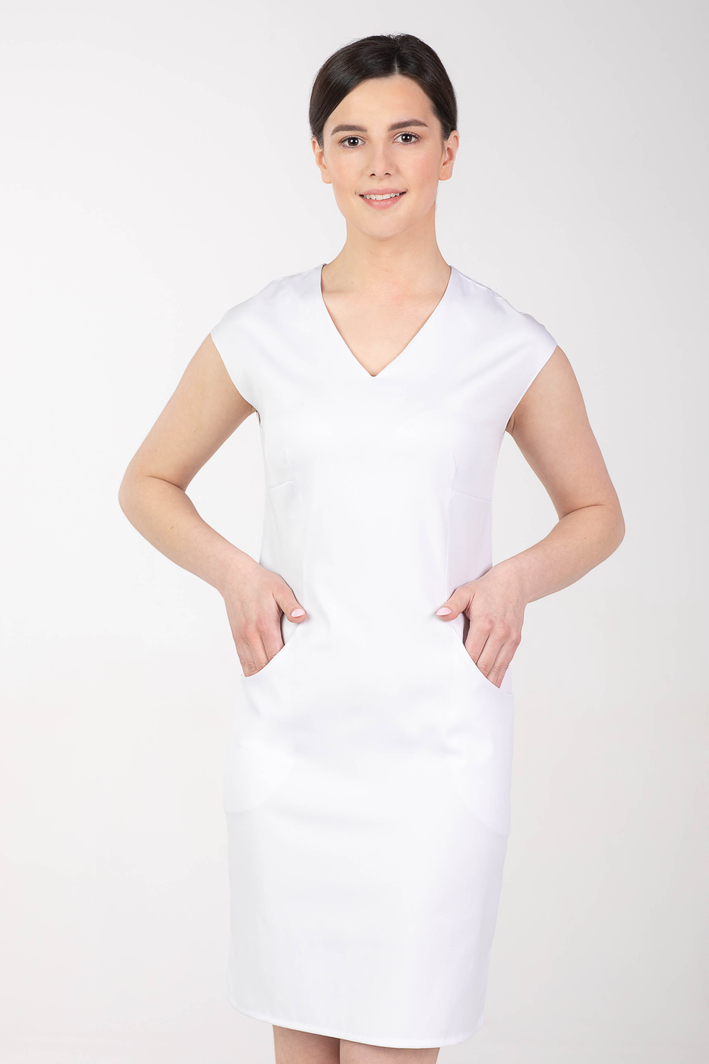 Dámské zdravotnické šaty s elastanem M-373X, bílá
