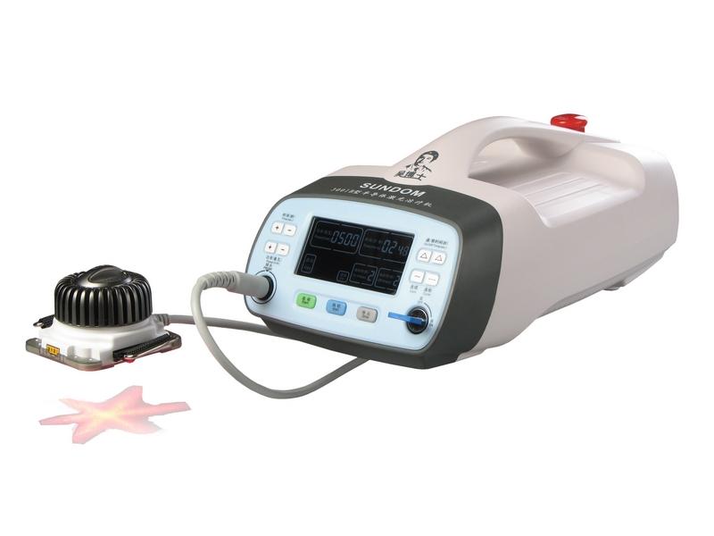 Laserový přístroj SUNDOM pomáhá při léčbě bolesti